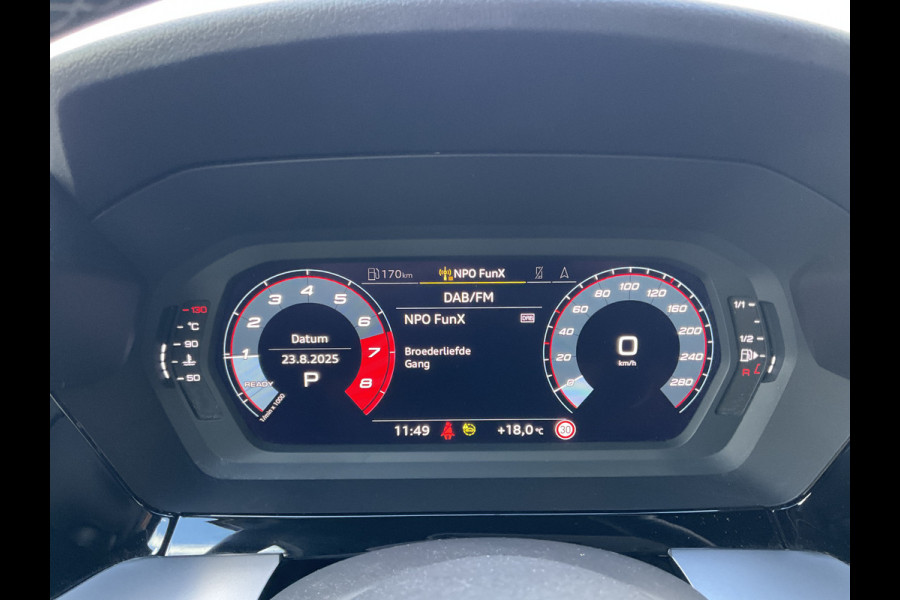 Audi A3 Sportback 30 TFSI (2xS-Line) S edition Carplay Trekhaak Uitstraling