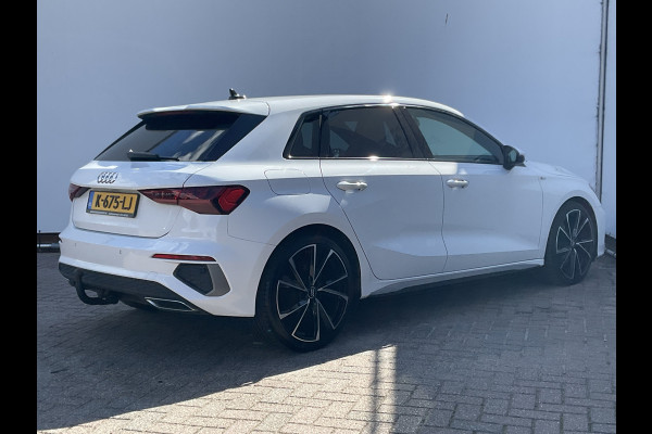 Audi A3 Sportback 30 TFSI (2xS-Line) S edition Carplay Trekhaak Uitstraling