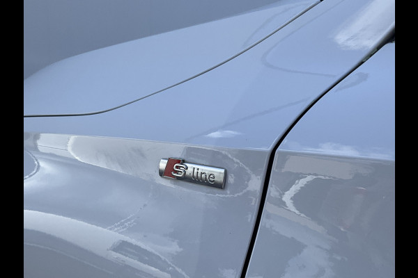 Audi A3 Sportback 30 TFSI (2xS-Line) S edition Carplay Trekhaak Uitstraling