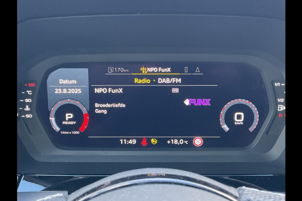 Audi A3 Sportback 30 TFSI (2xS-Line) S edition Carplay Trekhaak Uitstraling