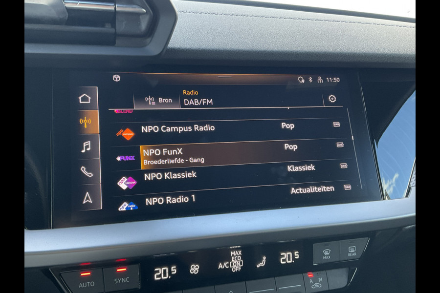 Audi A3 Sportback 30 TFSI (2xS-Line) S edition Carplay Trekhaak Uitstraling