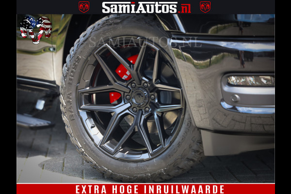 Dodge Ram 1500 Limited Night High Output 540HP 706Nm | Massage + Full Option | De Meest Luxe en Volle Pick-Up in zijn Klasse | Comfortabele Dubbele Cabine met Royale 5 Zitplaatsen | BPM vrij | Nu Leverbaar uit Voorraad | Voorraad Nr 2350 - 5181