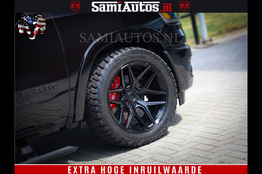 Dodge Ram 1500 Limited Night High Output 540HP 706Nm | Massage + Full Option | De Meest Luxe en Volle Pick-Up in zijn Klasse | Comfortabele Dubbele Cabine met Royale 5 Zitplaatsen | BPM vrij | Nu Leverbaar uit Voorraad | Voorraad Nr 2350 - 5181
