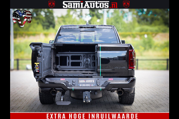 Dodge Ram 1500 Limited Night High Output 540HP 706Nm | Massage + Full Option | De Meest Luxe en Volle Pick-Up in zijn Klasse | Comfortabele Dubbele Cabine met Royale 5 Zitplaatsen | BPM vrij | Nu Leverbaar uit Voorraad | Voorraad Nr 2350 - 5181