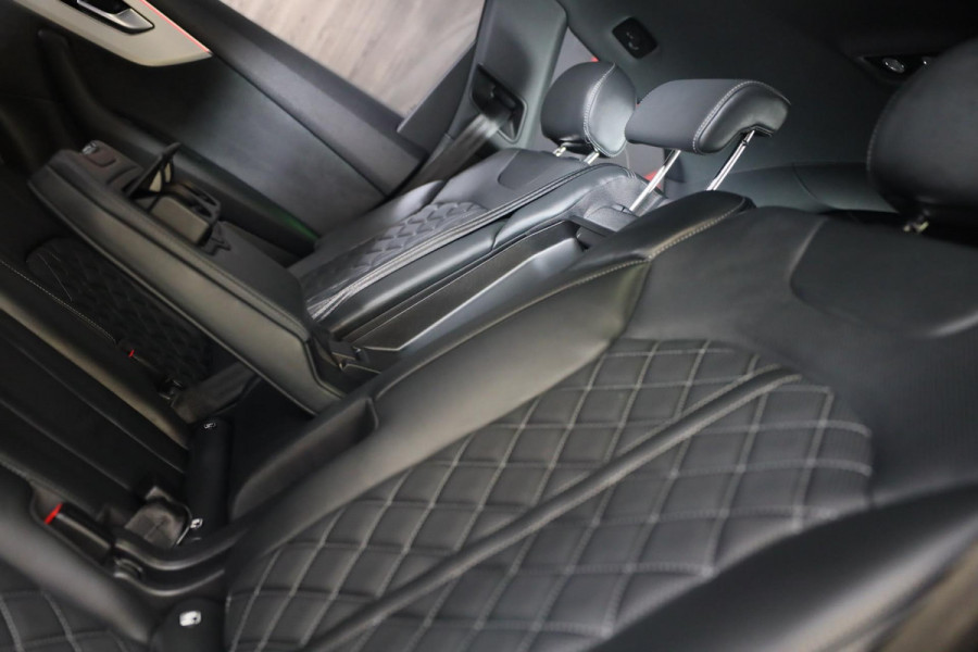 Audi Q7 55 TFSI e Quattro SQ7 Look / RS Zetels / Massage / Softclose / Memory / Elek Stoelen / Acc / Pano / Matrix / 23 Inch