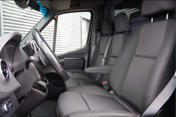 Mercedes-Benz Sprinter 319 3.0 CDI V6 L2H1 AUT. LED, TREKHAAK, ADAPT. CRUISE, STANDKACHEL, MBUX 10'', CAMERA, NAVI, CLIMA