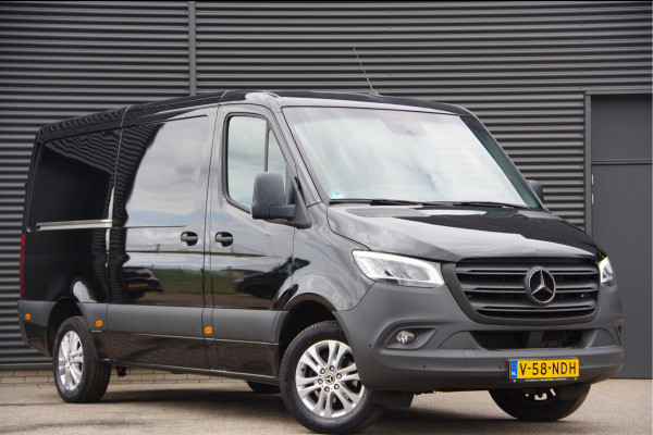 Mercedes-Benz Sprinter 319 3.0 CDI V6 L2H1 AUT. LED, TREKHAAK, ADAPT. CRUISE, STANDKACHEL, MBUX 10'', CAMERA, NAVI, CLIMA