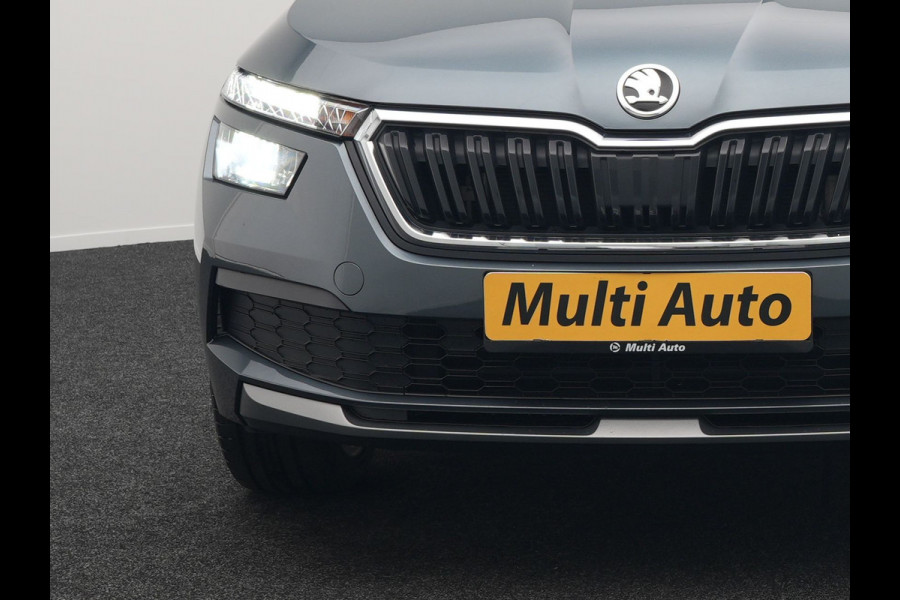 Škoda Kamiq 1.0 TSI Sport Business 110pk DSG | Panodak | RS Sportstoelen Verwarmd | Trekhaak Afn. | Chrystal LED |  Camera | Apple Carplay | 18"L.M | Keyless | Virtual | LED |