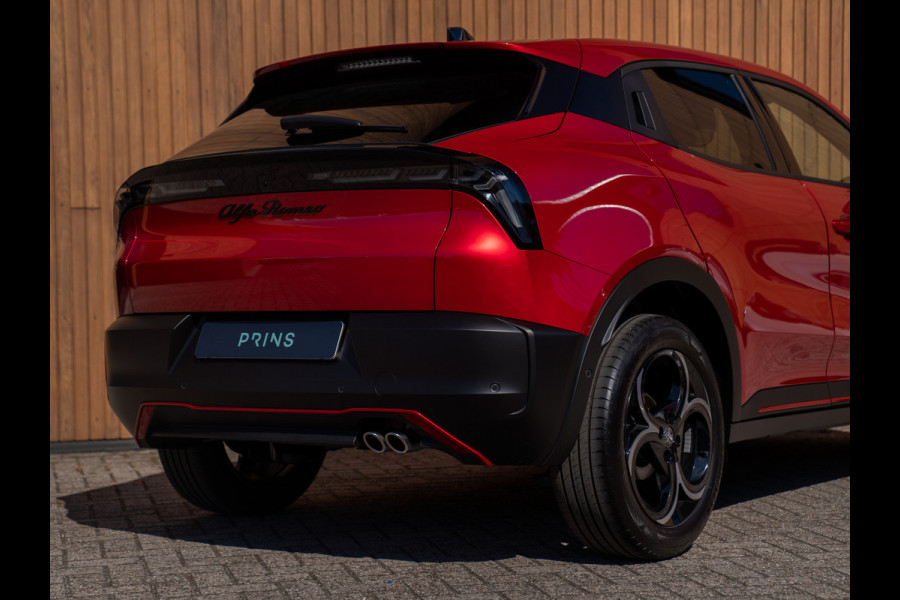 Alfa Romeo junior 1.2 Turbo Hybrid Ibrida Speciale | Rosso Brera