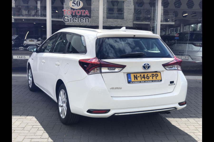Toyota Auris 1.8 Hybrid Dynamic Ultimate | Climate control, Stoelverwarming, Navigatie, Achteruitrijcamera, Cruise control