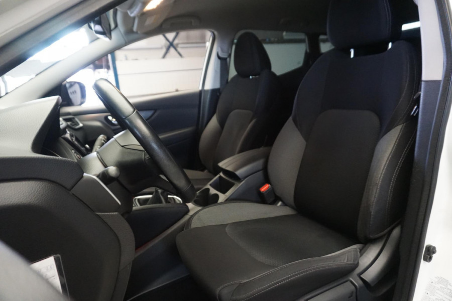 Nissan QASHQAI 1.3 DIG-T 140PK N-Connecta/360Camera/18Inch LMV/ Goed onderhouden!