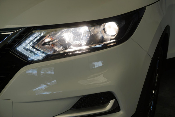 Nissan QASHQAI 1.3 DIG-T 140PK N-Connecta/360Camera/18Inch LMV/ Goed onderhouden!