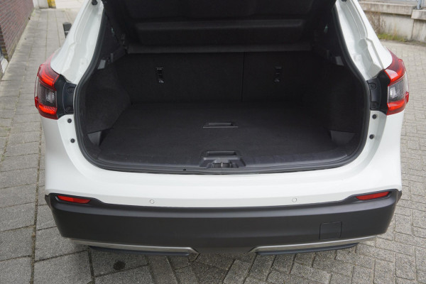 Nissan QASHQAI 1.3 DIG-T 140PK N-Connecta/360Camera/18Inch LMV/ Goed onderhouden!