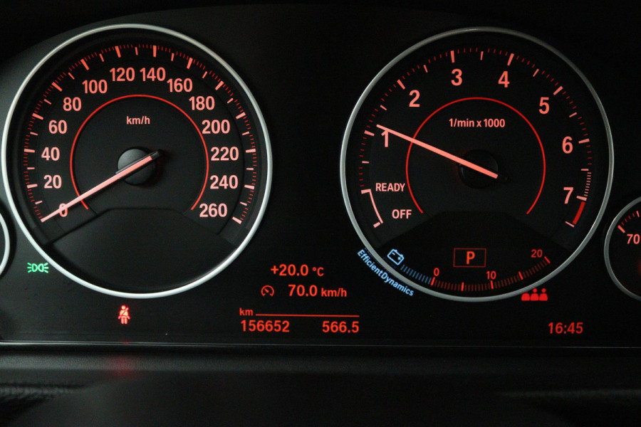 BMW 3-serie Gran Turismo 320i High Executive (STOELVERWARMING, ACHTERUITRIJCAMERA, PARKEERSENSOREN, CRUISE CONTROL, LEER)