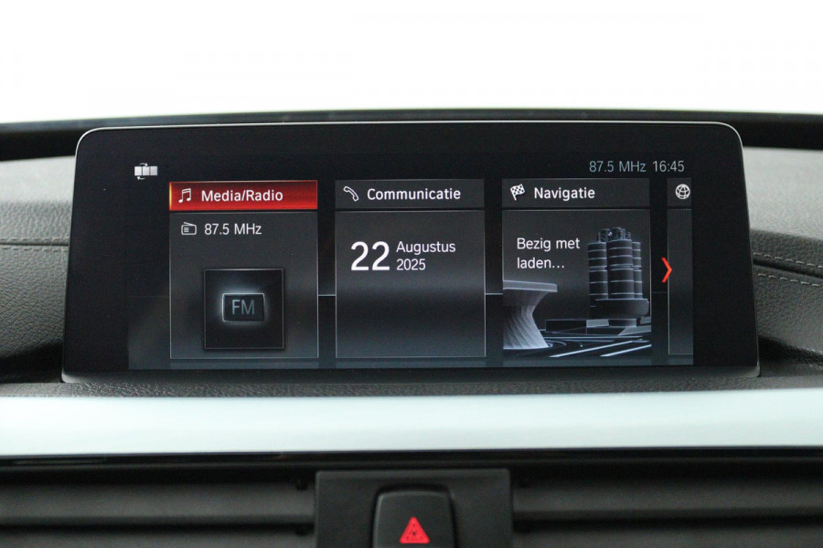BMW 3-serie Gran Turismo 320i High Executive (STOELVERWARMING, ACHTERUITRIJCAMERA, PARKEERSENSOREN, CRUISE CONTROL, LEER)