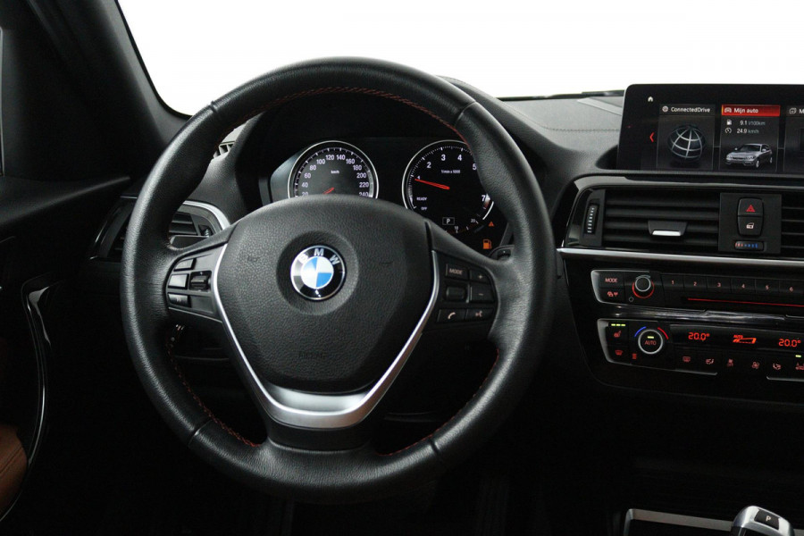 BMW 1-serie 118i Corporate Lease High Executive (PANORAMADAK, STOELVERWARMING, AUTOMAAT, CRUISE CONTROL, SENSOREN, DEALER ONDERH)