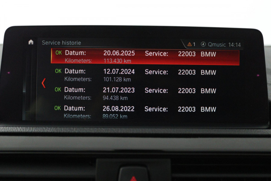 BMW 1-serie 118i Corporate Lease High Executive (PANORAMADAK, STOELVERWARMING, AUTOMAAT, CRUISE CONTROL, SENSOREN, DEALER ONDERH)