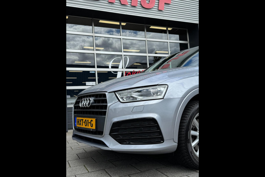 Audi Q3 1.4 TFSI CoD Design Pro Line Plus AUTOMAAT 61.000 KM - Navigatie I Airco I LED / PDC I Sport velgen I Dealer onderhouden