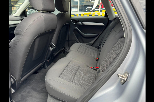 Audi Q3 1.4 TFSI CoD Design Pro Line Plus AUTOMAAT 61.000 KM - Navigatie I Airco I LED / PDC I Sport velgen I Dealer onderhouden