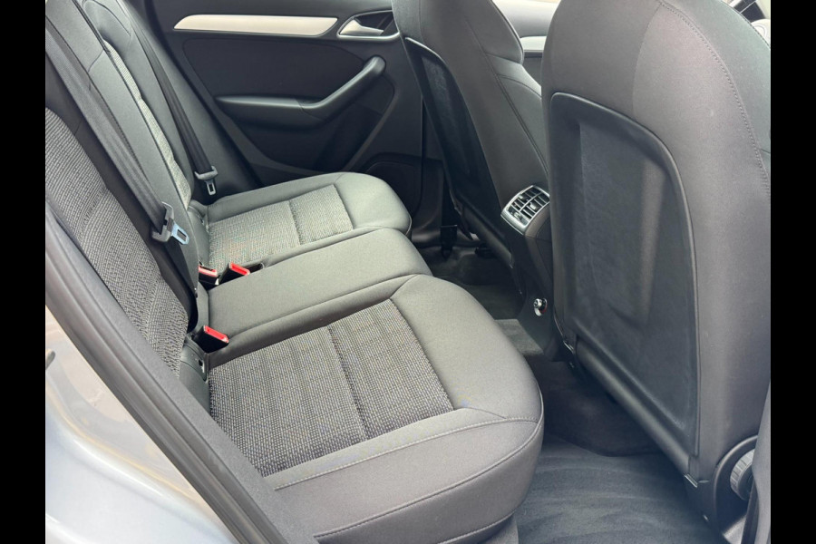 Audi Q3 1.4 TFSI CoD Design Pro Line Plus AUTOMAAT 61.000 KM - Navigatie I Airco I LED / PDC I Sport velgen I Dealer onderhouden