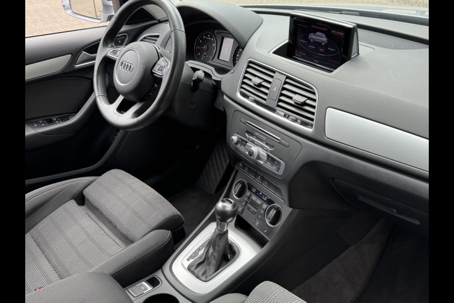 Audi Q3 1.4 TFSI CoD Design Pro Line Plus AUTOMAAT 61.000 KM - Navigatie I Airco I LED / PDC I Sport velgen I Dealer onderhouden