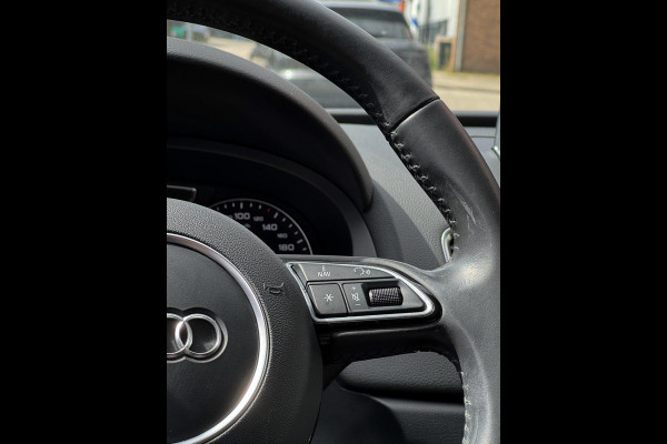Audi Q3 1.4 TFSI CoD Design Pro Line Plus AUTOMAAT 61.000 KM - Navigatie I Airco I LED / PDC I Sport velgen I Dealer onderhouden