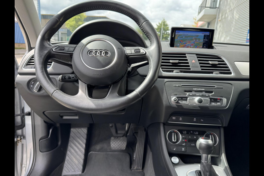 Audi Q3 1.4 TFSI CoD Design Pro Line Plus AUTOMAAT 61.000 KM - Navigatie I Airco I LED / PDC I Sport velgen I Dealer onderhouden