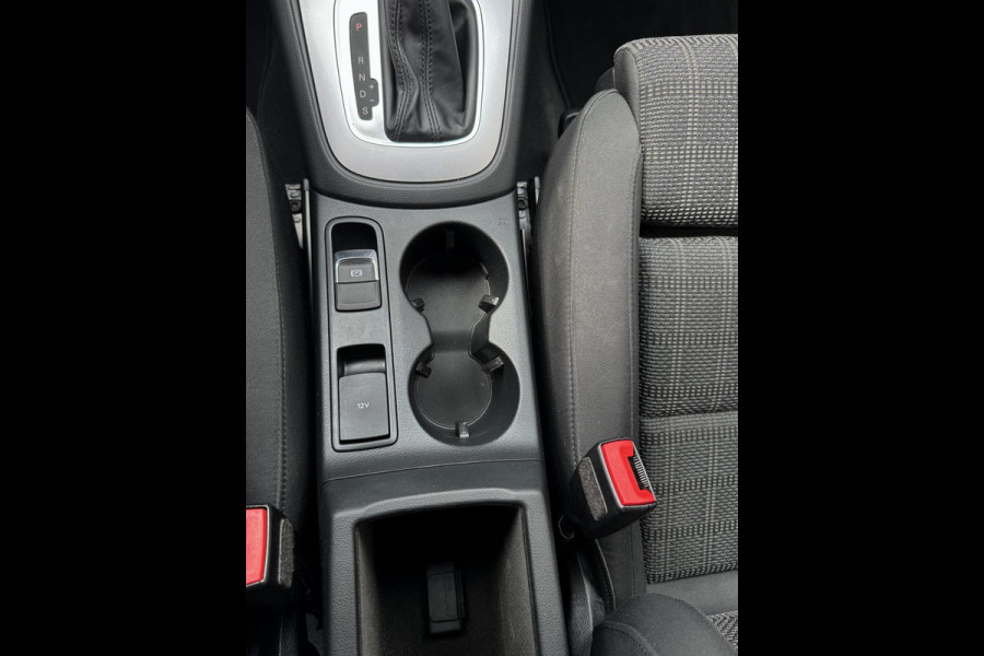 Audi Q3 1.4 TFSI CoD Design Pro Line Plus AUTOMAAT 61.000 KM - Navigatie I Airco I LED / PDC I Sport velgen I Dealer onderhouden