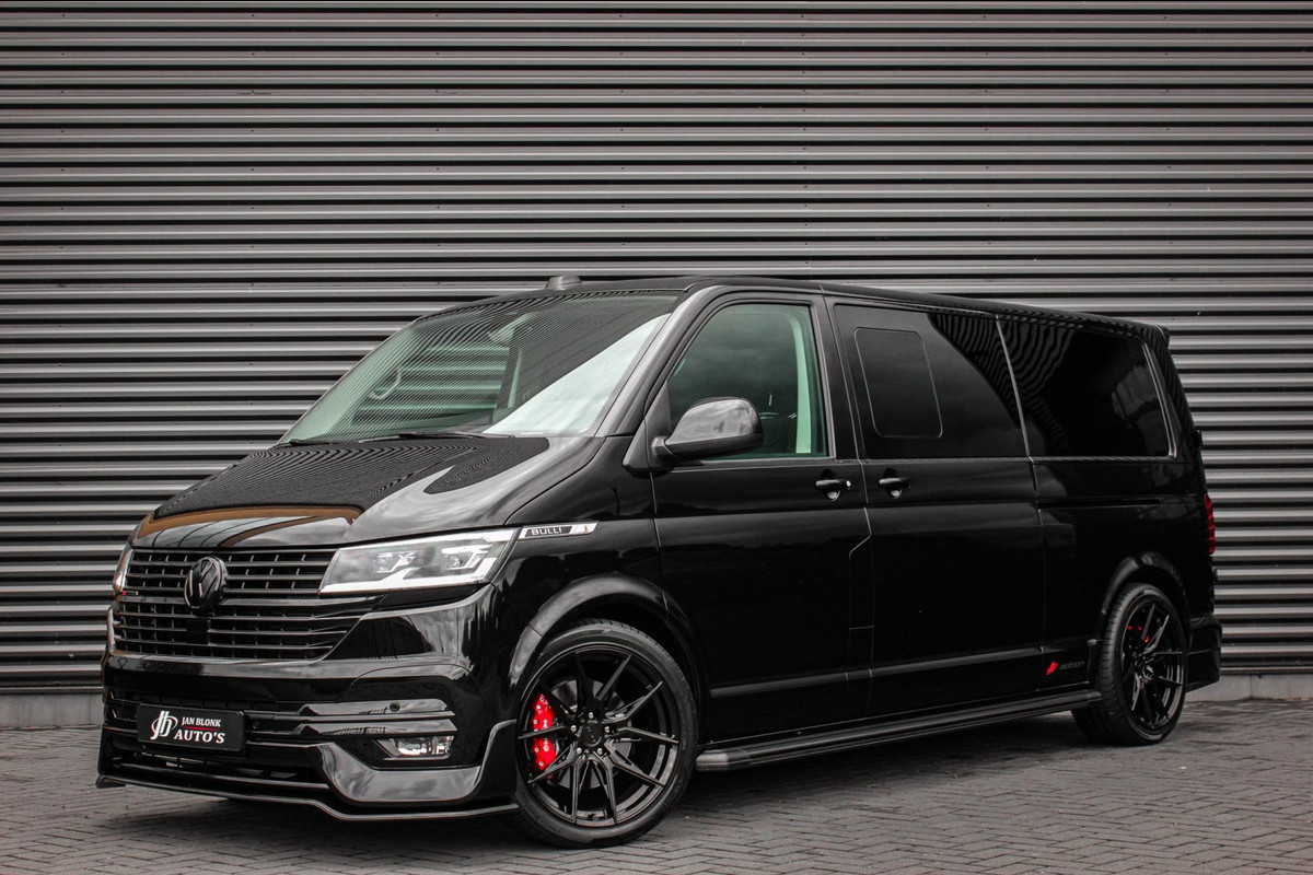 Volkswagen Transporter 2.0 TDI L2H1 199PK BULLI DC 4MOTION DUBBEL CABINE / KUIPSTOELEN / FULL OPTINS / LEDERENBEKLEDING/FULL BLACK Volkswagen Transporter 2.0 TDI L2H1 199PK BULLI DC 4MOTION DUBBEL CABINE / KUIPSTOELEN / FULL OPTINS / LEDERENBEKLEDING/FULL BLACK