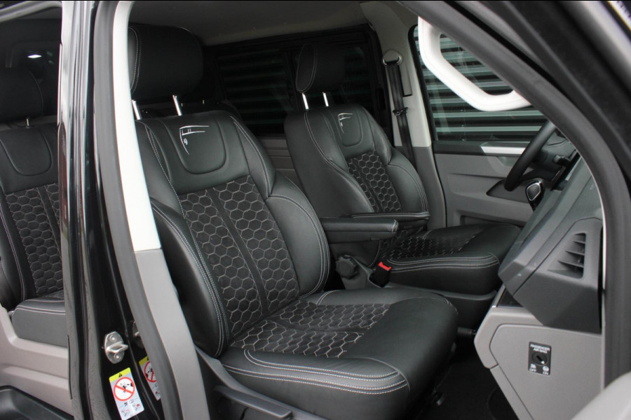 Volkswagen Transporter 2.0 TDI L2H1 199PK BULLI DC 4MOTION DUBBEL CABINE / KUIPSTOELEN / FULL OPTINS / LEDERENBEKLEDING/FULL BLACK