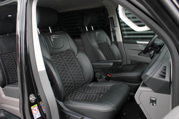 Volkswagen Transporter 2.0 TDI L2H1 199PK BULLI DC 4MOTION DUBBEL CABINE / KUIPSTOELEN / FULL OPTINS / LEDERENBEKLEDING/FULL BLACK