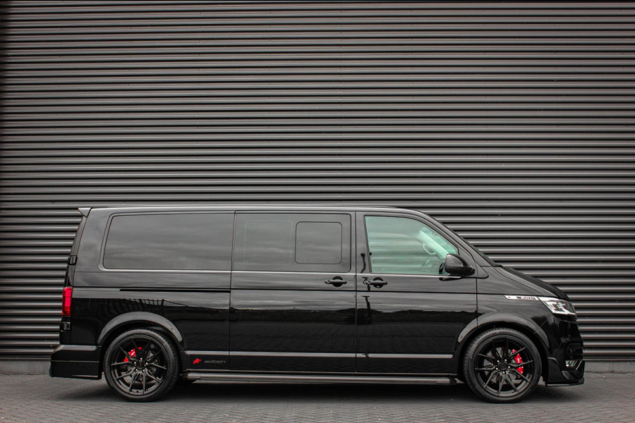 Volkswagen Transporter 2.0 TDI L2H1 199PK BULLI DC 4MOTION DUBBEL CABINE / KUIPSTOELEN / FULL OPTINS / LEDERENBEKLEDING/FULL BLACK