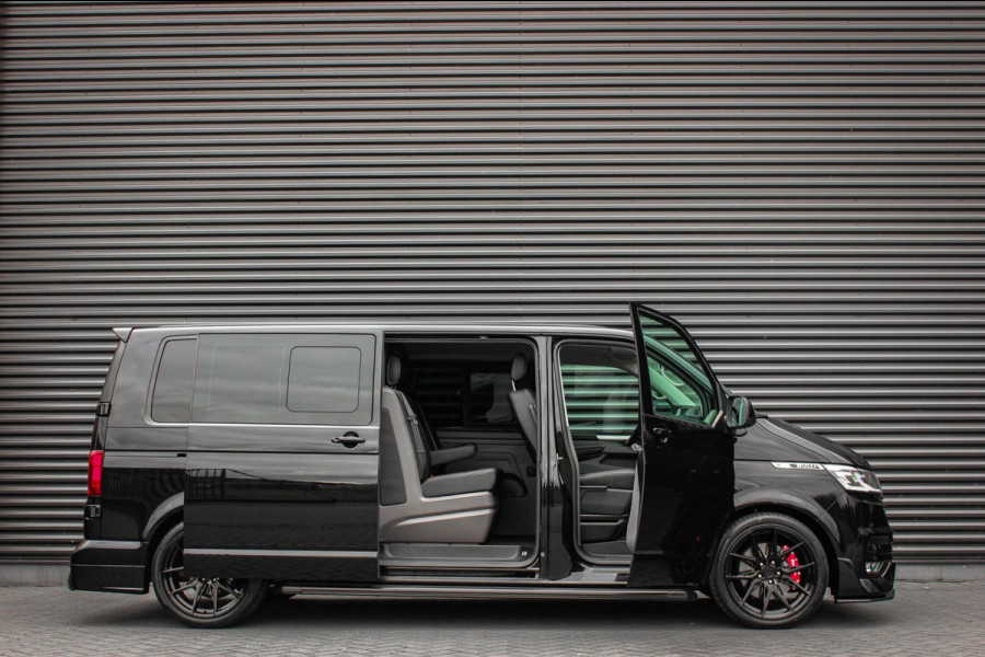 Volkswagen Transporter 2.0 TDI L2H1 199PK BULLI DC 4MOTION DUBBEL CABINE / KUIPSTOELEN / FULL OPTINS / LEDERENBEKLEDING/FULL BLACK