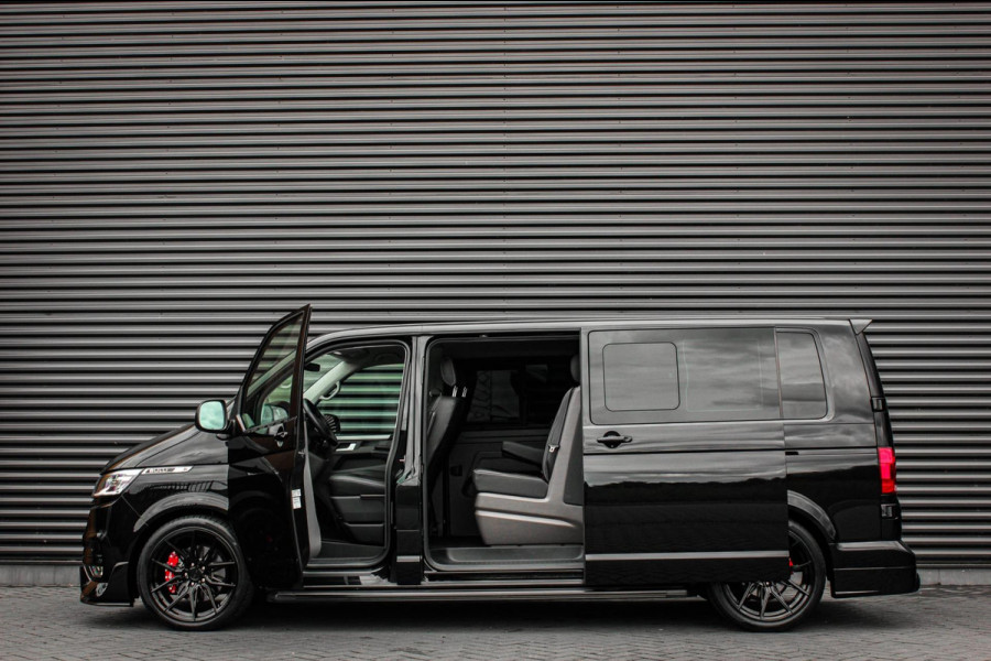 Volkswagen Transporter 2.0 TDI L2H1 199PK BULLI DC 4MOTION DUBBEL CABINE / KUIPSTOELEN / FULL OPTINS / LEDERENBEKLEDING/FULL BLACK