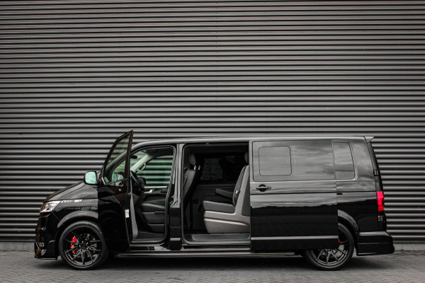 Volkswagen Transporter 2.0 TDI L2H1 199PK BULLI DC 4MOTION DUBBEL CABINE / KUIPSTOELEN / FULL OPTINS / LEDERENBEKLEDING/FULL BLACK