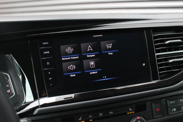 Volkswagen Transporter 2.0 TDI L2H1 199PK BULLI DC 4MOTION DUBBEL CABINE / KUIPSTOELEN / FULL OPTINS / LEDERENBEKLEDING/FULL BLACK