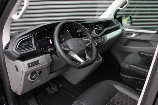 Volkswagen Transporter 2.0 TDI L2H1 199PK BULLI DC 4MOTION DUBBEL CABINE / KUIPSTOELEN / FULL OPTINS / LEDERENBEKLEDING/FULL BLACK