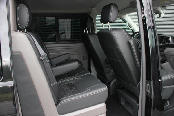 Volkswagen Transporter 2.0 TDI L2H1 199PK BULLI DC 4MOTION DUBBEL CABINE / KUIPSTOELEN / FULL OPTINS / LEDERENBEKLEDING/FULL BLACK