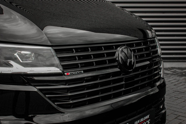Volkswagen Transporter 2.0 TDI L2H1 199PK BULLI DC 4MOTION DUBBEL CABINE / KUIPSTOELEN / FULL OPTINS / LEDERENBEKLEDING/FULL BLACK