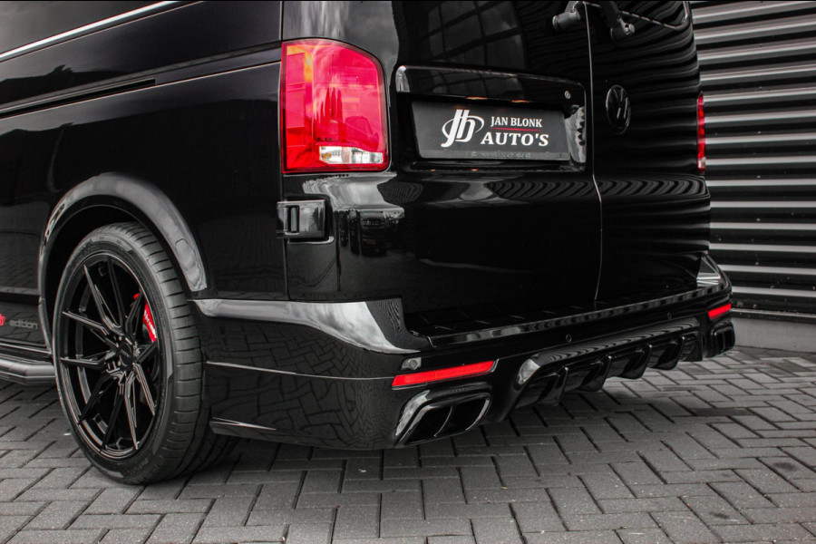 Volkswagen Transporter 2.0 TDI L2H1 199PK BULLI DC 4MOTION DUBBEL CABINE / KUIPSTOELEN / FULL OPTINS / LEDERENBEKLEDING/FULL BLACK