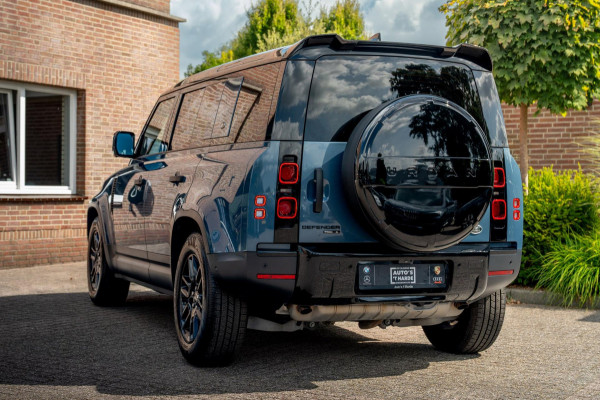 Land Rover Defender 3.0 P400 110 S 5 Persoons Luchtvering Trekhaak LED Camera Urban 19'' Land Rover Defender 3.0 P400 110 S 5 Persoons Luchtvering Trekhaak LED Camera Urban 19''