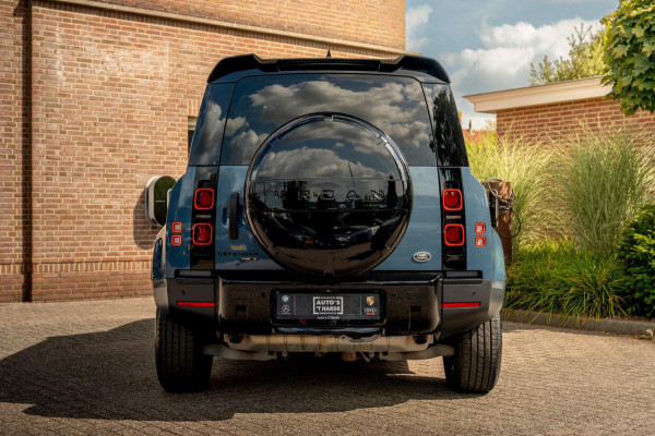 Land Rover Defender 3.0 P400 110 S 5 Persoons Luchtvering Trekhaak LED Camera Urban 19'' Land Rover Defender 3.0 P400 110 S 5 Persoons Luchtvering Trekhaak LED Camera Urban 19''