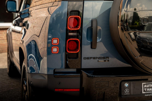 Land Rover Defender 3.0 P400 110 S 5 Persoons Luchtvering Trekhaak LED Camera Urban 19'' Land Rover Defender 3.0 P400 110 S 5 Persoons Luchtvering Trekhaak LED Camera Urban 19''