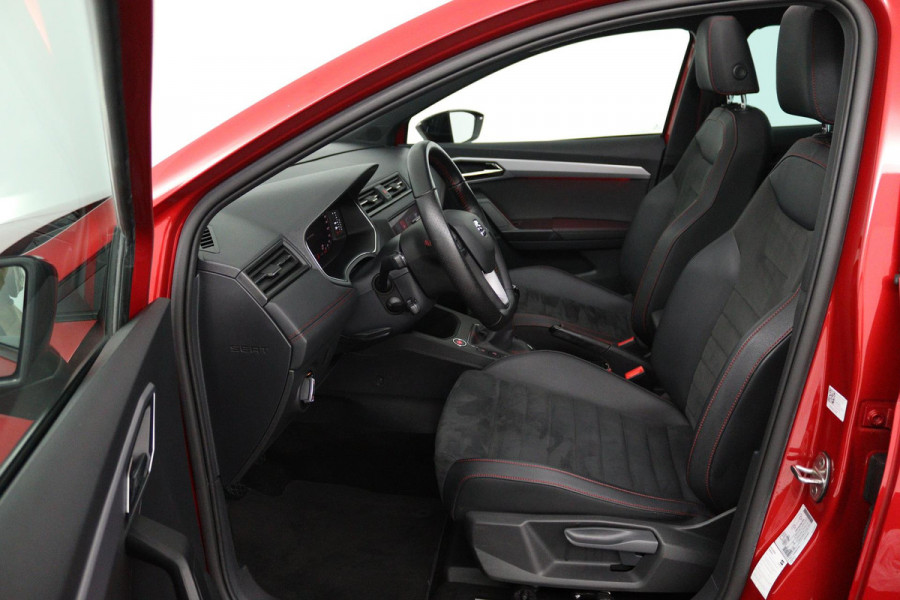 Seat Ibiza 1.0 TSI FR Business Intense (PANORAMADAK, ADAPTIVE, LED, STOELV, CAMERA, PDC, VIRTUAL, NL-AUTO, GOED ONDERHOUDEN)