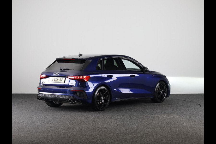 Audi A3 Sportback 35 TFSI edition one 150 pk | Navigatie | Parkeersensoren achter | Adaptieve cruise control | LED koplampen | Stoelverwarming | S-Line |