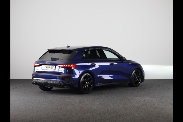 Audi A3 Sportback 35 TFSI edition one 150 pk | Navigatie | Parkeersensoren achter | Adaptieve cruise control | LED koplampen | Stoelverwarming | S-Line |