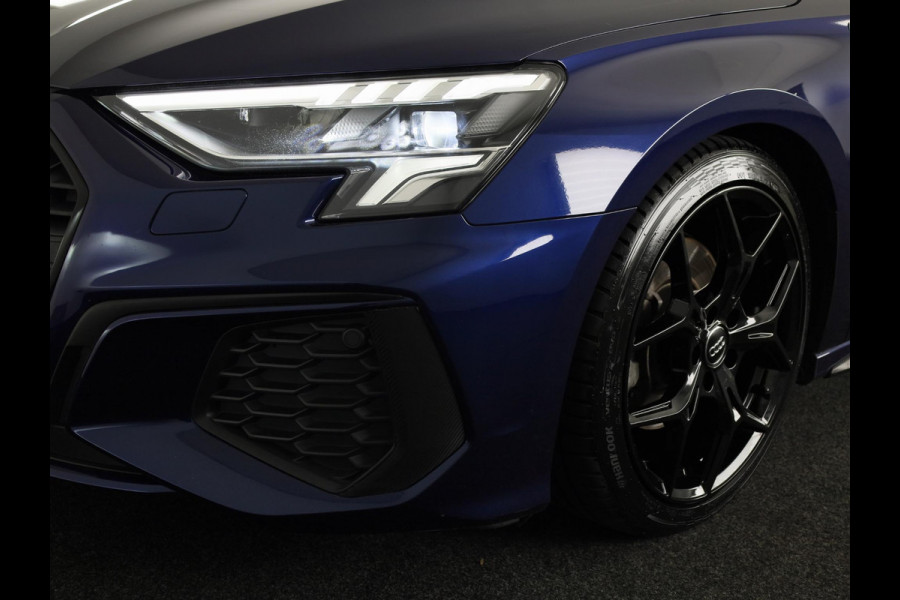 Audi A3 Sportback 35 TFSI edition one 150 pk | Navigatie | Parkeersensoren achter | Adaptieve cruise control | LED koplampen | Stoelverwarming | S-Line |