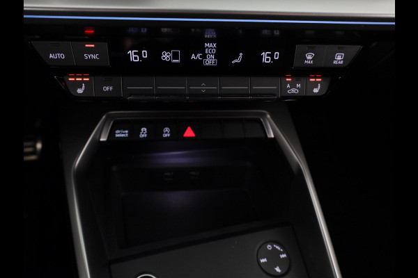 Audi A3 Sportback 35 TFSI edition one 150 pk | Navigatie | Parkeersensoren achter | Adaptieve cruise control | LED koplampen | Stoelverwarming | S-Line |