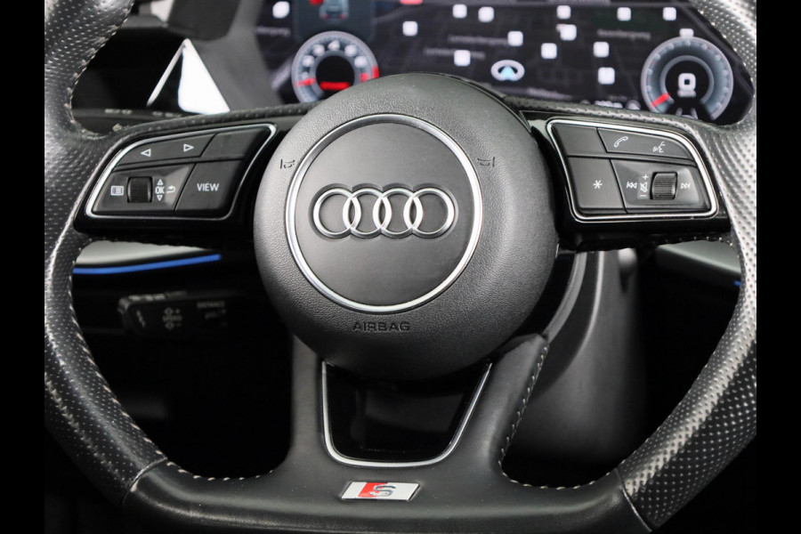 Audi A3 Sportback 35 TFSI edition one 150 pk | Navigatie | Parkeersensoren achter | Adaptieve cruise control | LED koplampen | Stoelverwarming | S-Line |