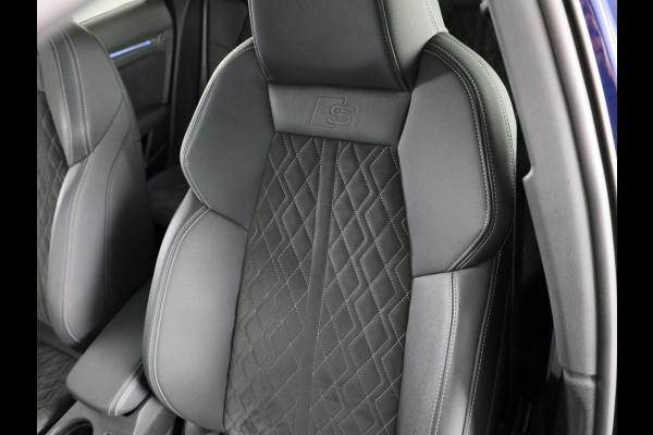 Audi A3 Sportback 35 TFSI edition one 150 pk | Navigatie | Parkeersensoren achter | Adaptieve cruise control | LED koplampen | Stoelverwarming | S-Line |